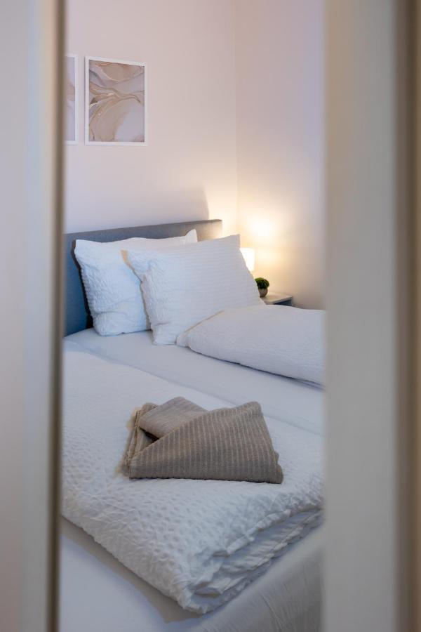 Charming Apartment Near Prater Vienna Esterno foto