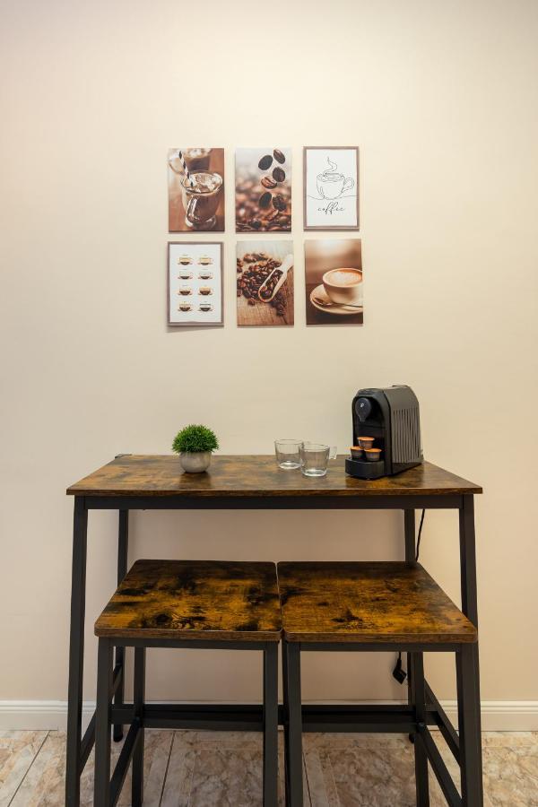 Charming Apartment Near Prater Vienna Esterno foto